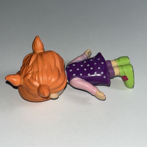 Cocomelon Yoyo Girl Pokadot Dress Moonbug 3” Action Figure PVC Jazwares Toy - Picture 6 of 7